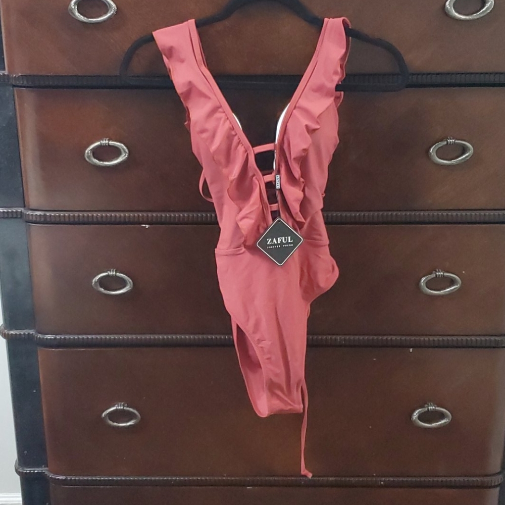 Bathing suit